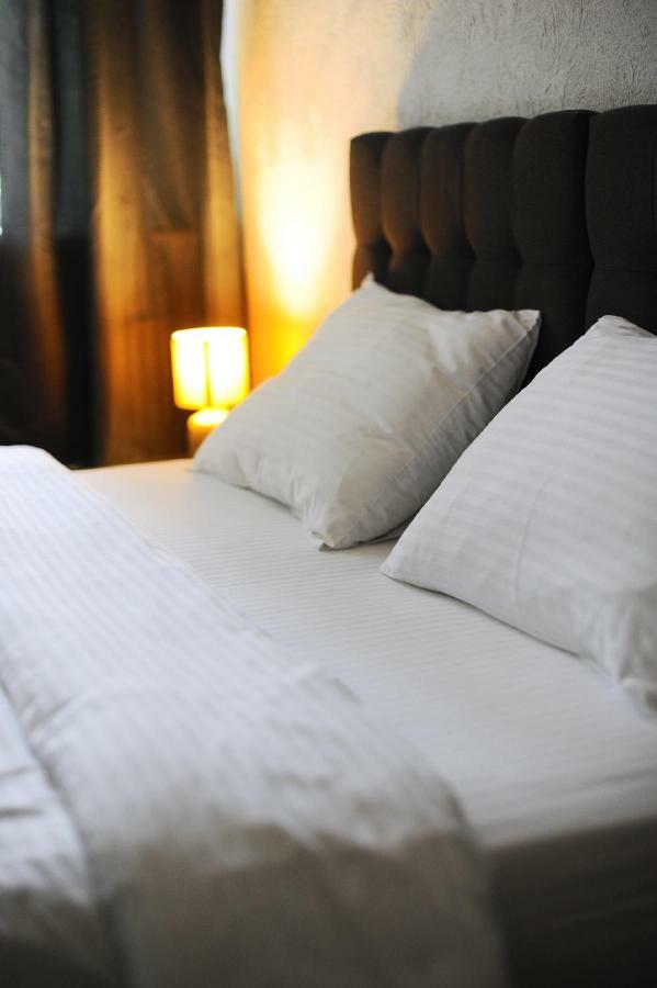 Hotel Buninn Odessa Esterno foto