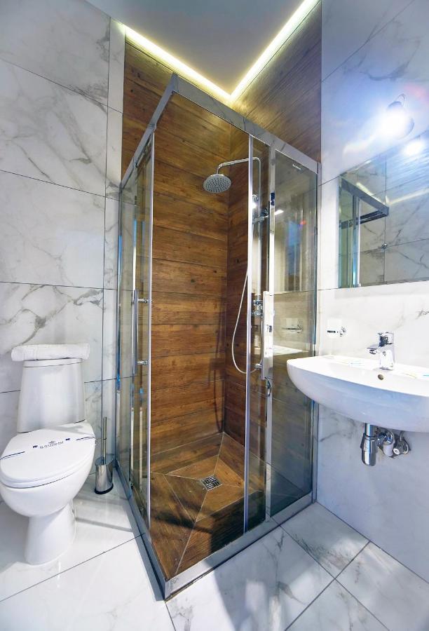 Hotel Buninn Odessa Esterno foto